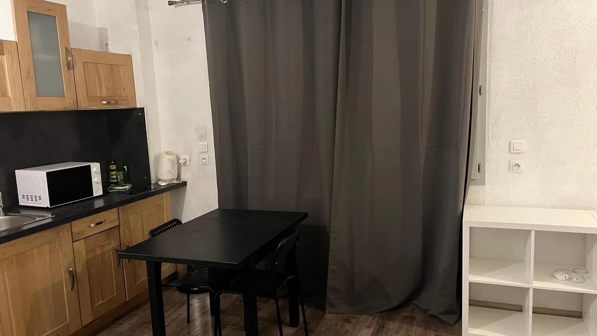 T2 Saint Priest Apartment